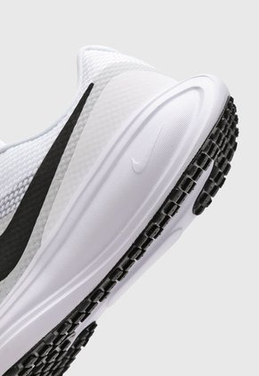 Tenis NIKE Revolution 8 Blanco