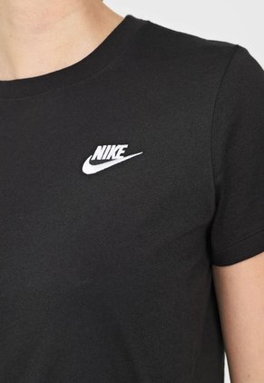 Camiseta Negro-Blanco Nike Sportswear