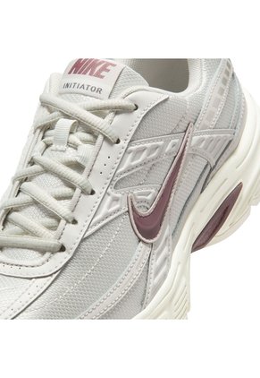 TENIS NIKE MUJER 394053-007 INITIATOR Talla 7.5