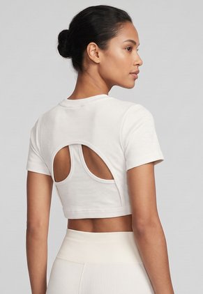 Camiseta Crop NIKE Classic Marfil