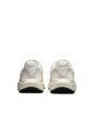 TENIS NIKE MUJER HJ8485-103 REVOLUTIO Talla 9 de Nike