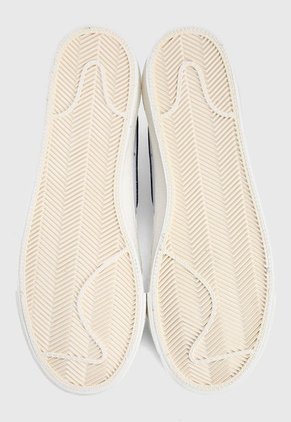 Tenis Lifestyle Blanco-Negro-Gris Nike Blazer Low 77