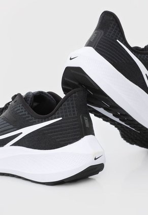 Tenis Running Negro-Blanco Nike Air Zoom Pegasus 39