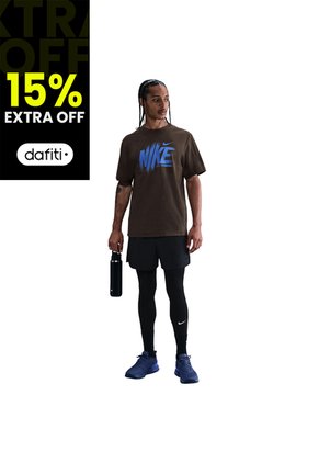 Camiseta Nike M Nk Df Uv Hyverse Ss Gfx Hombre-Cafe