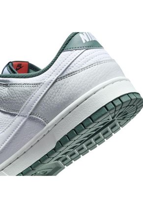 Tenis Hombre Nike Dunk Low Retro SE Gris