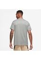 Camiseta Hombre Nike Dry Fit Running Legend Gris de Nike