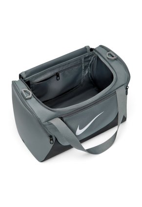 Maletin Nike Brasilia Xs Duff-Gris