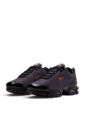 Tenis Nike Air Max Plus Vii Hombre-Negro