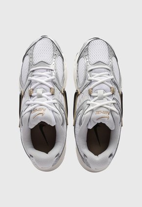 Tenis NIKE V5 RNR  Blanco