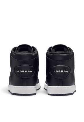 Tenis Nike Jordan Court Connect Mid Hombre-Negro