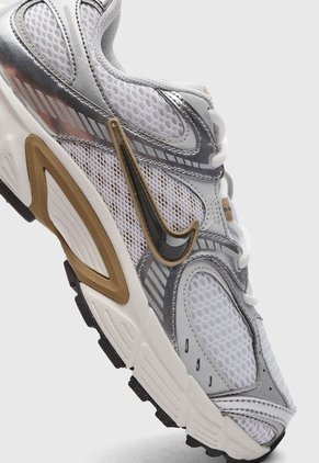 Tenis NIKE V5 RNR  Blanco