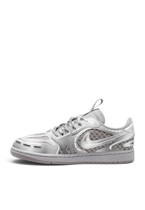 Tenis Nike Air Jordan 1 Low Method Mujer-Plateado