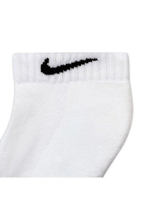 Medias Nike Everyday Cush Low 3Pr - Hombre-Blanco