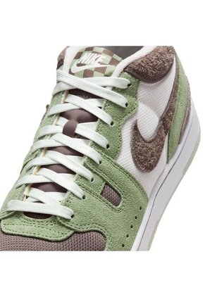 Tenis Hombre Lifestyle Nike Attack SDE Verde
