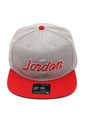 Gorra Gris-Roja Nike JORDAN PRO SCRIPT CAP ATMOSPHERE de Nike