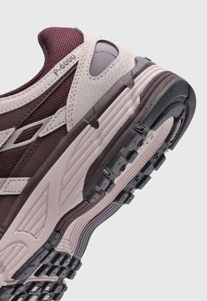 Tenis Lifestyle NIKE P-6000 Vinotinto