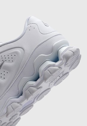 Tenis Lifestyle Nike Reax 8 SL Blanco