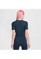 Camiseta Mujer Nike Sportswear Essential de Nike