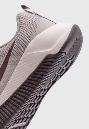 Tenis NIKE MC Trainer 3 Taupe