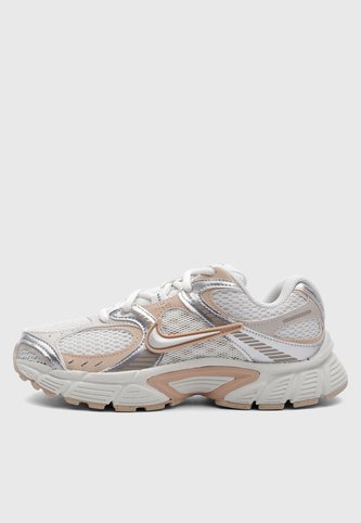 Tenis Lifestyle NIKE V5 RNR Beige Nike