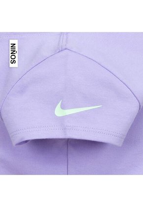 Camiseta Nike Nkg Prep In Your Step Tee Niña-Lila