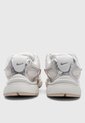 Tenis Lifestyle NIKE V5 RNR Beige de Nike