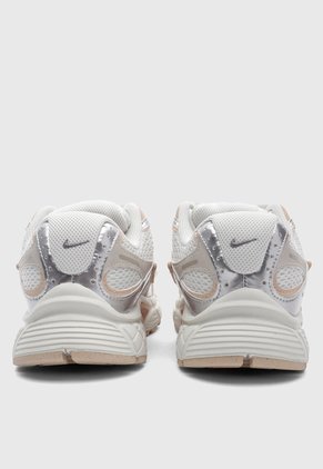 Tenis Lifestyle NIKE V5 RNR Beige
