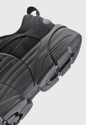 Tenis Lifestyle NIKE Jordan Trunner O/S Negro