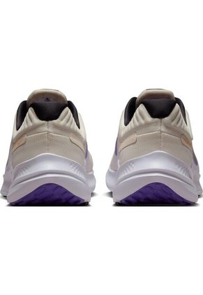 Tenis Mujer Nike Quest 5 - Beige