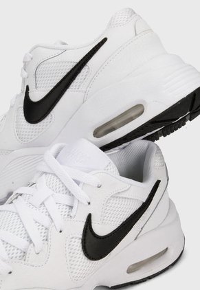 Tenis Lifestyle Blanco-Negro Nike Air Max Fusion