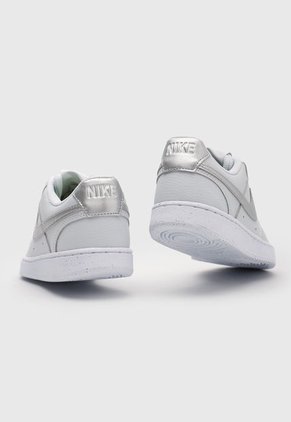 Tenis Lifestyle Gris-Blanco-Plateado Nike Court Vision Low