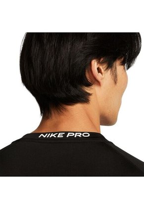 Camiseta Nike Pro Manga Larga-Negro