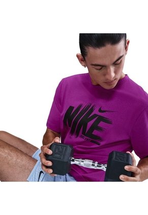 Camiseta Hombre Nike Hyverse Morado