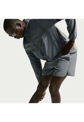 Pantaloneta Hombre Nike Challenger Gris