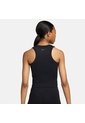 Camiseta Mujer Nike One Fitted Negro de Nike