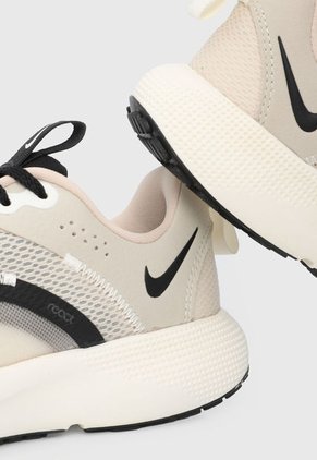 Tenis Running Beige-Negro Nike Nike React Escape RN 2
