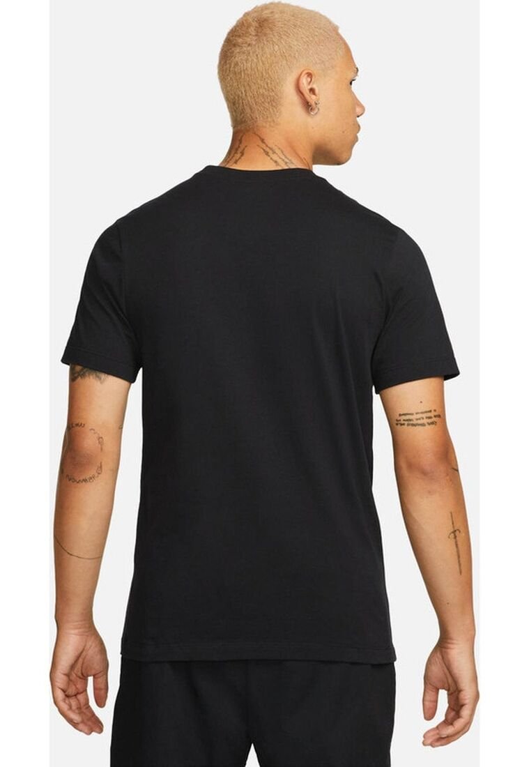 Camiseta Nike NSW Tee Club Tee - azul claro | Botas de fútbol, equipamiento  y accesorios | Tienda R-GOL.com