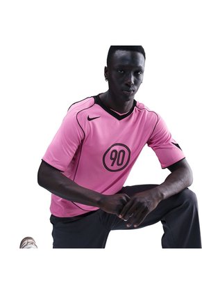 Camiseta Hombre Nike Total 90 Rosa