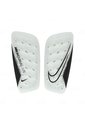 Canilleras Nike Merc Lite-Blanco de Nike