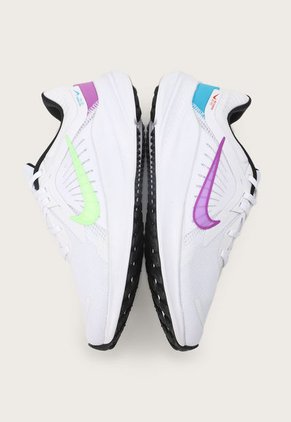 Tenis Running Blanco-Violeta-Azul Nike Quest 5 SE