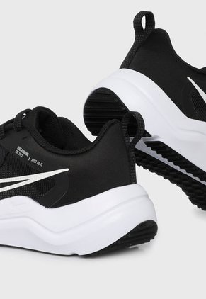 Tenis Running Negro-Blanco Nike Downshifter 12