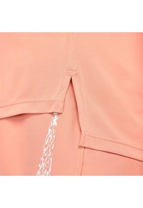 Camiseta Mujer Nike Swoosh Run Short-Sleeve Top Rosa