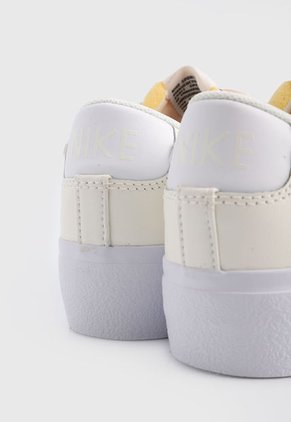 Tenis Lifestyle Beige-Blanco Nike Blazer Low Platform