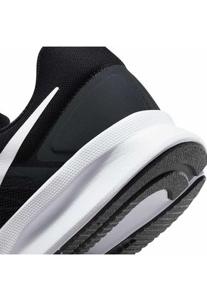 TENIS NIKE HOMBRE DR2695-002 RUN SWIFT Talla 9.5