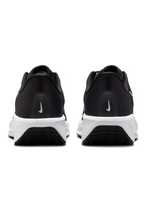 TENIS NIKE HOMBRE FD6033-001 QUEST Talla 7