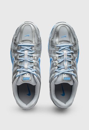 Tenis NIKE P-6000 Plateado