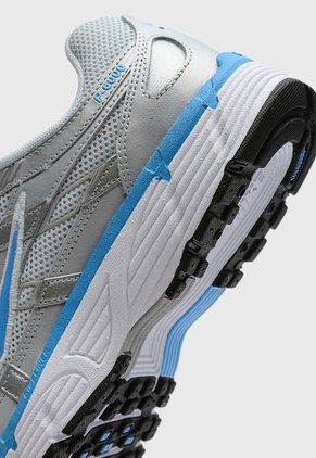 Tenis NIKE P-6000 Plateado