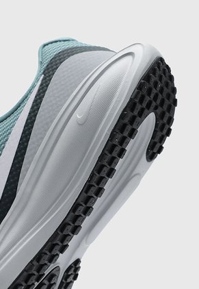 Tenis NIKE Revolution 8 Verde