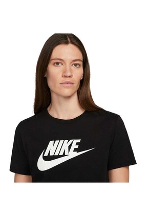 CAMISETA NIKE MUJER DX7906-010 Talla XS