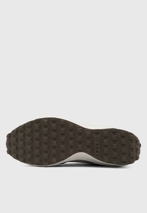 Tenis Lifestyle Café-Blanco NIKE Waffle Nav
